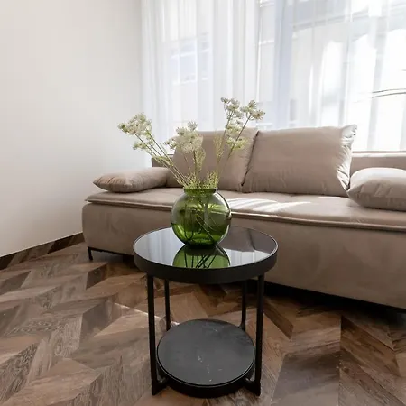 Apartment Laisve Boutique *